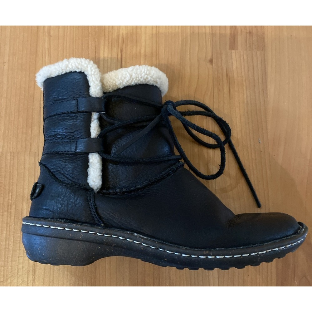 Ugg‎ Caspia 1932 Black Leather Lace-up Shearling Ankle Boots Women's Size 7